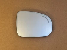 Volvo XC60 Original RIGHT RH Mirror glass with Heating Dimming Zone