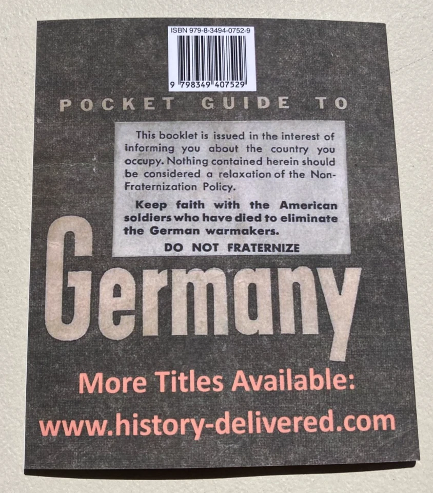 Guía de bolsillo del ejército de los Estados Unidos para Alemania, 1944 Segunda Guerra Mundial / Impresión del gobierno de los Estados Unidos Foto 2 de 4