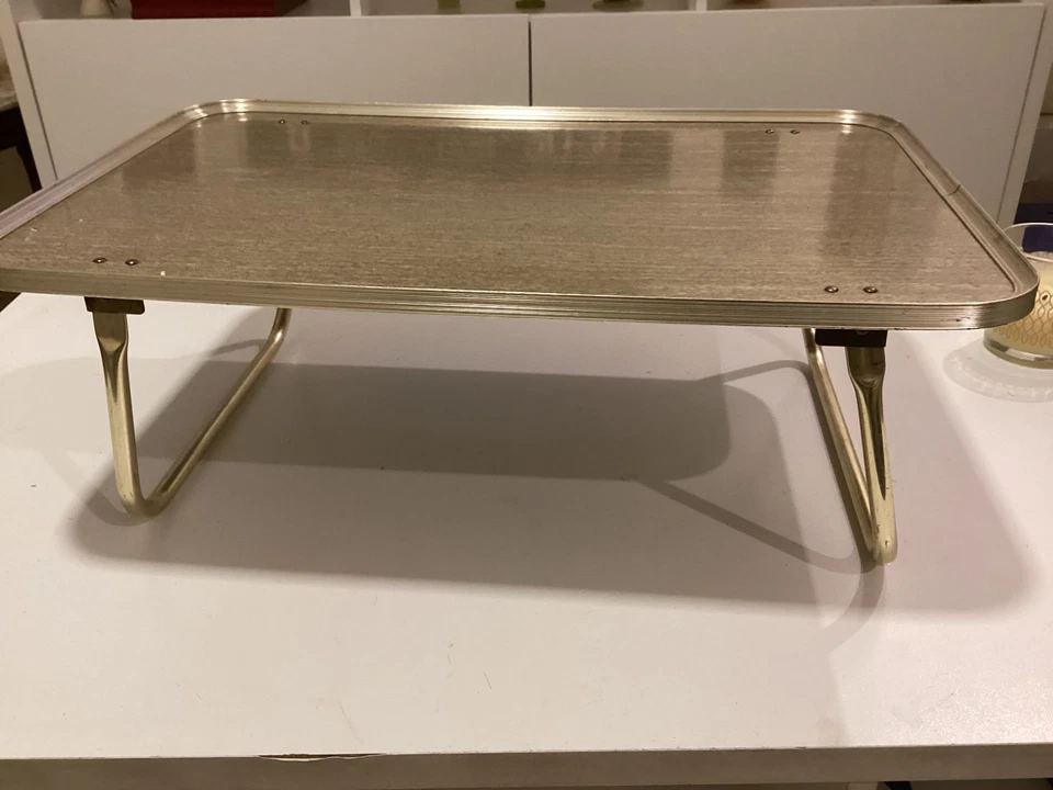 VINTAGE BREAKFAST BED TRAY TABLE FOLDING LEGS. WOOD. GOLDEN  ALUMINIUM - Image 3 of 4