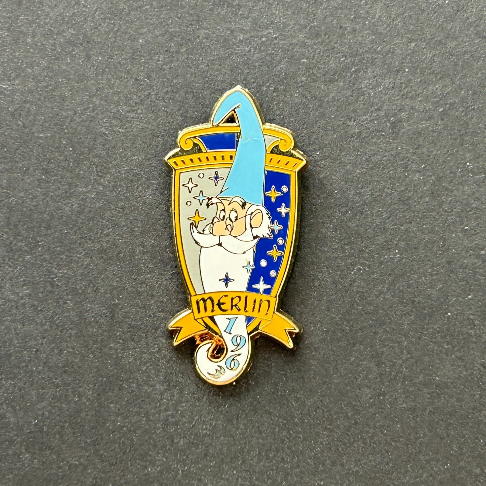 Merlin - Crest 1963 100 Years of Dreams Sword in the Stone Disney Pin 8276