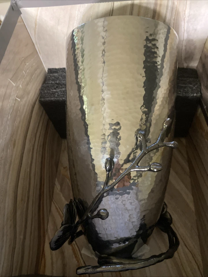 Jarrón grande Michael Aram orquídea negra de acero inoxidable (12,5" de altura) Foto 3 de 4