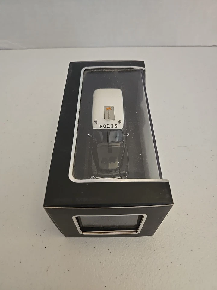 PREMIUM X 1955 Volvo PV445 Duett policía sueca escala 1/43 Foto 4 de 4