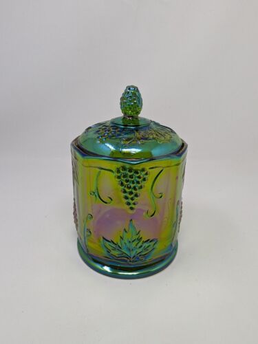 Green Iridescent Indiana Carnival Glass Harvest Grape Lidded Canister - Foto 1 di 14