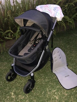 mountain buggy cosmo