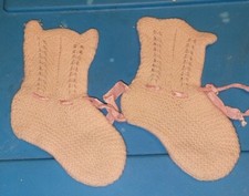 Vintage 1930 40s Handmade Little Girls Crocheted Booties