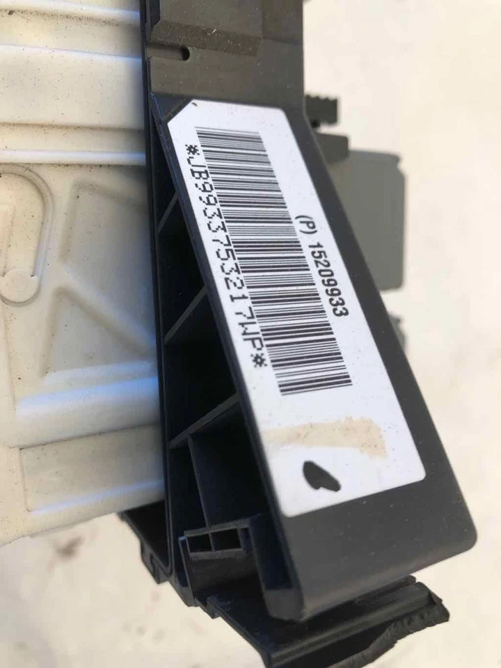 Chevrolet Uplander 2005 cabina relé de fusibles caja de conexiones PIN15209933 OEM Foto 4 de 4