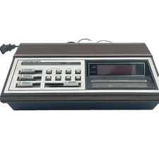Vintage Soundesign Model 3728 FM AM Radio Calendar Twin Alarm Clock TESTED WORKS