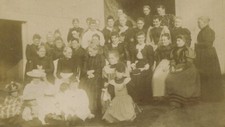 WOMEN, LARGE GROUP PHOTO. 1890s, SILVER PRINT.