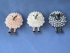 Faux Pearl Zinc Alloy Sheep lapel Pin/brooch 
