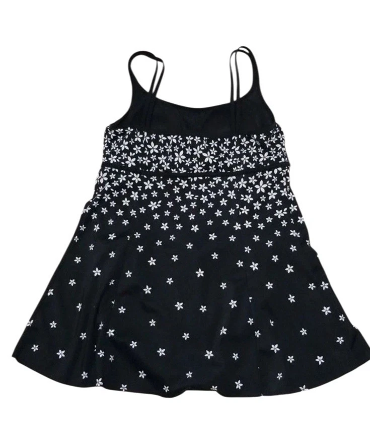 Croft & Barrow skirted swimdress swimsuit black white sz 16 SLIMMING flawless - Image 2 of 4