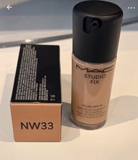 Image of Mac Studio Fix Fluid foundation SPF 15 30ml NW33 30ml New & Boxed