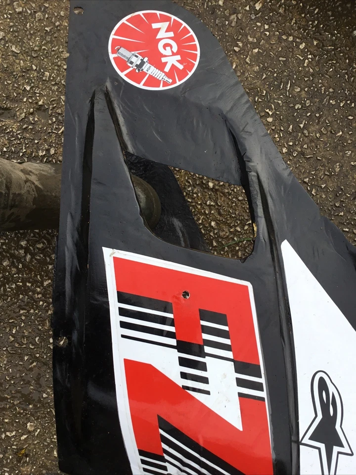 Гоночный обтекатель Yamaha FZ600 FZ 600 - Изображение 3 из 4