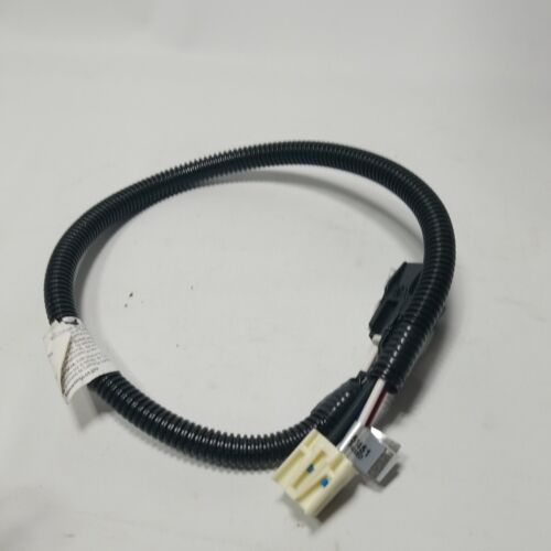 Curt 51451 Brake Control Adapter Harness - Picture 5 of 5