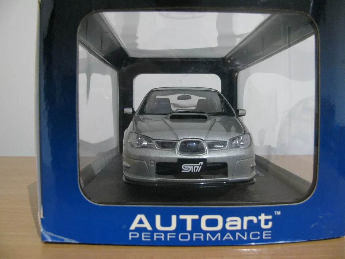 1:18 Autoart SUBARU IMPREZA WRX STi S204