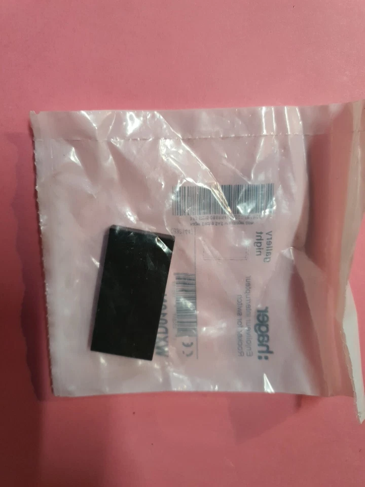 Hager WXD010N Gallery - Doigt Enjoliveur 1 module NIGHT NOIR