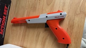 Nintendo NES Entertainment System Video Game Console Boxed Action Set