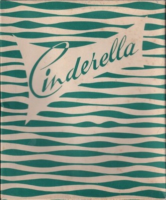 Nylonstrümpfe Cinderella Naht 13 Farben 4 Größen. Vollmodische Strümpfe.
