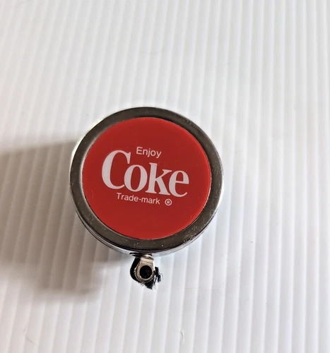 Vintage Barlow Coca-Cola Enjoy Coke retractable snap back key chain advertising