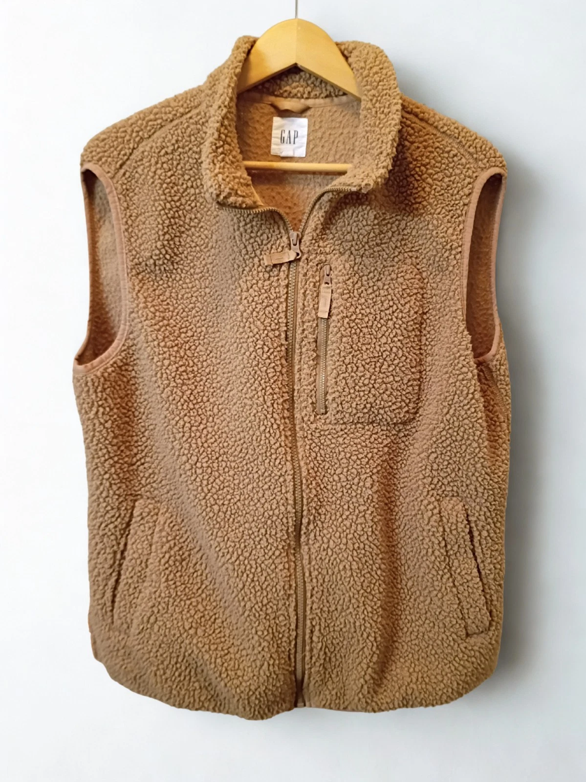 Gap Mens Brown Teddy Sherpa Full Zip Pockets Cozy Vest Cabincore Lage Gorpcore
Opens in a new window