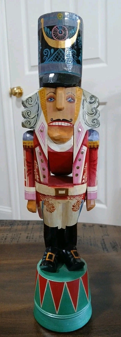 G DeBrekht Masterpiece Collection Hand Carved Painted Nutcracker Signed Original
Opens in a new wind
