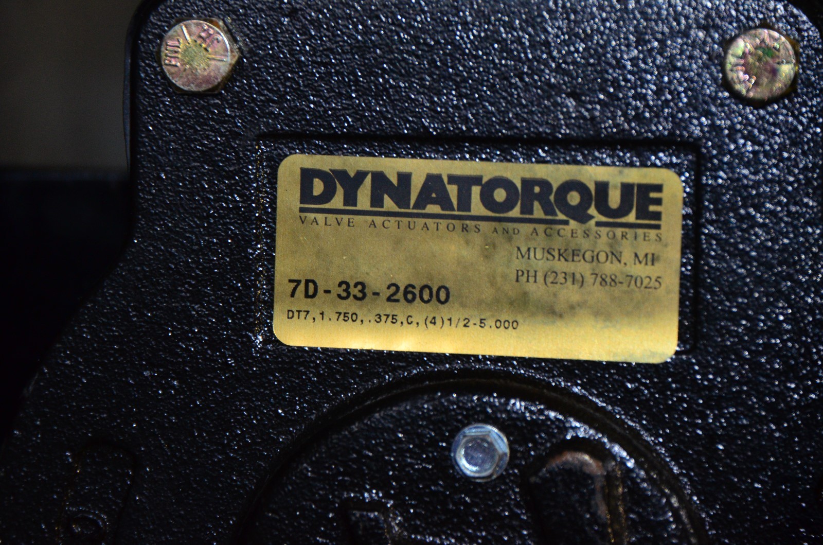 Dynatorque 7D332600 DT7 Manual Handwheel Actuator & Velan 4" WCB