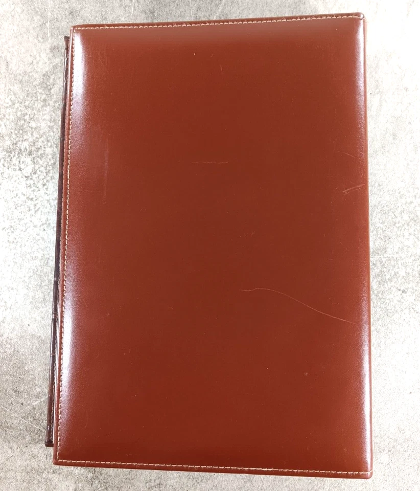 50 Page Faux Alligator Photo Album Holds 300 4x6 photos - Image 3 of 4