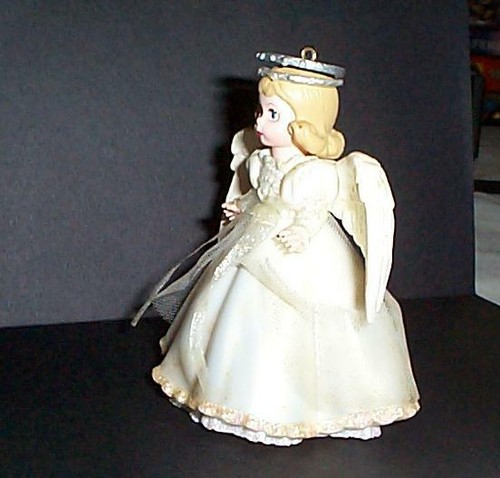 Hallmark Keepsake Ornament - - Twilight Angel - Madame Alexander - In Box - 2000 - Picture 2 of 7