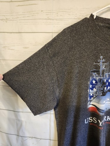 Mens Size Large Short Sleeve Tee Shirt USS Yorktown SC Battleship USA Unisex - Picture 2 of 10