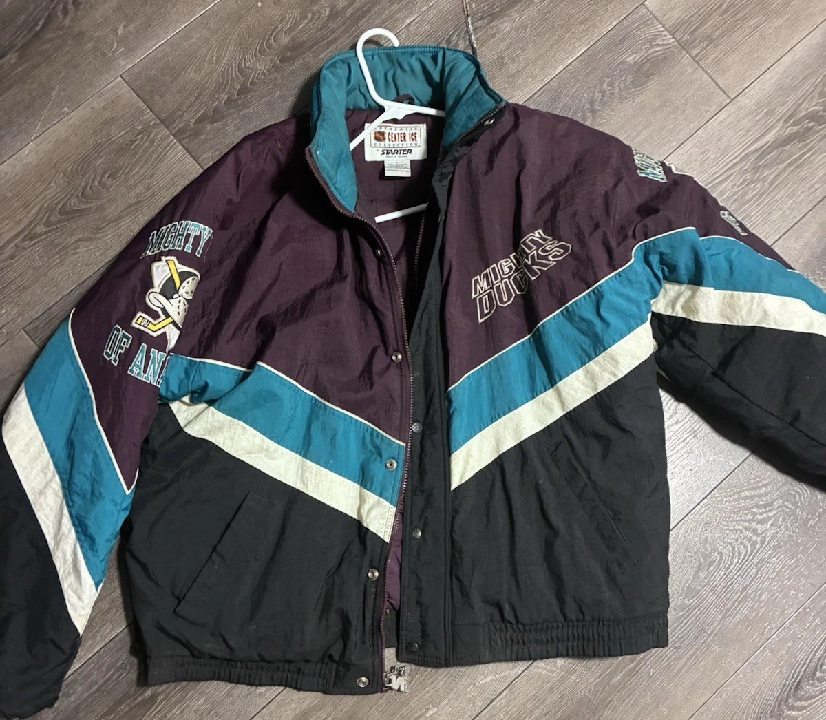 Preços baixos em Jaqueta Tamanho L Anaheim Ducks Roupas e