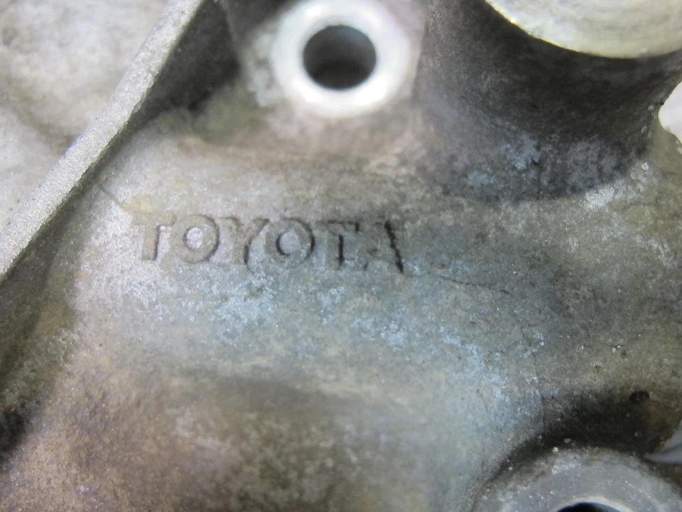 92-95 LEXUS SC300 GS300 3.0L 2JZGE ENGINE OIL PUMP W HOUSING OEM - Image 3 of 4