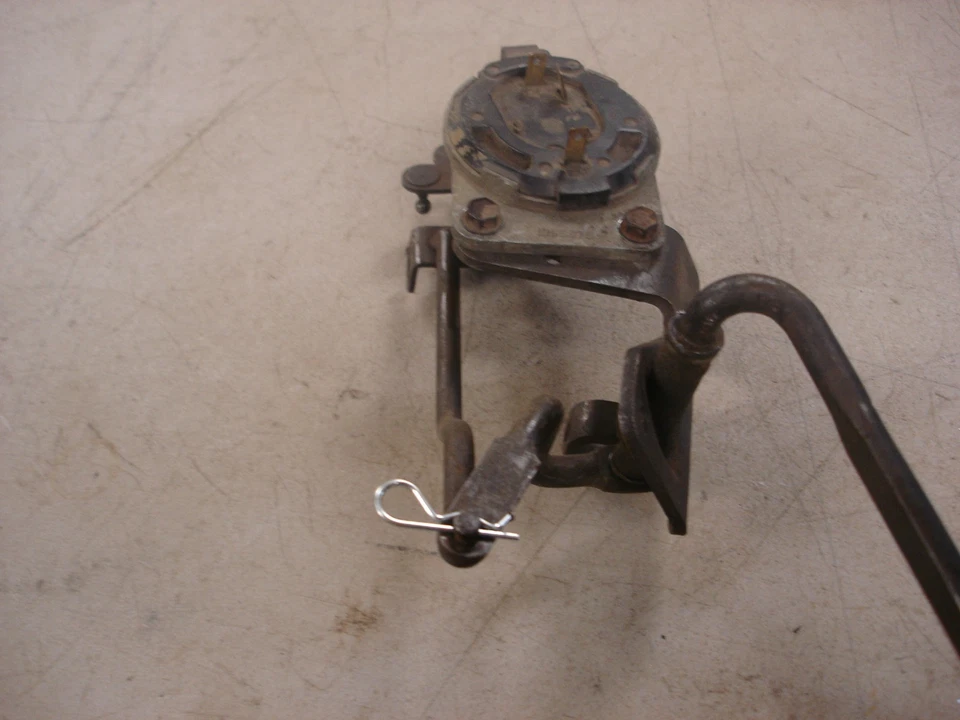 Oldsmobile 442 Cutlass F85 1964 1965 1966 1967 conjunto de acelerador automático OEM Foto 3 de 4