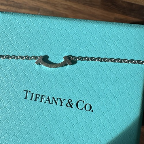 100% Authentic Tiffany Mini Smile Bracelet White Gold - Picture 3 of 8