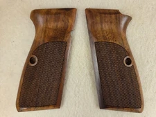 Browning High Hi Power Fine English Walnut Checkered Pistol Grips NEW! M