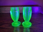 Vintage Pair Hazel Atlas Green Uranium Depression Ribbon Salt & Pepper Shakers