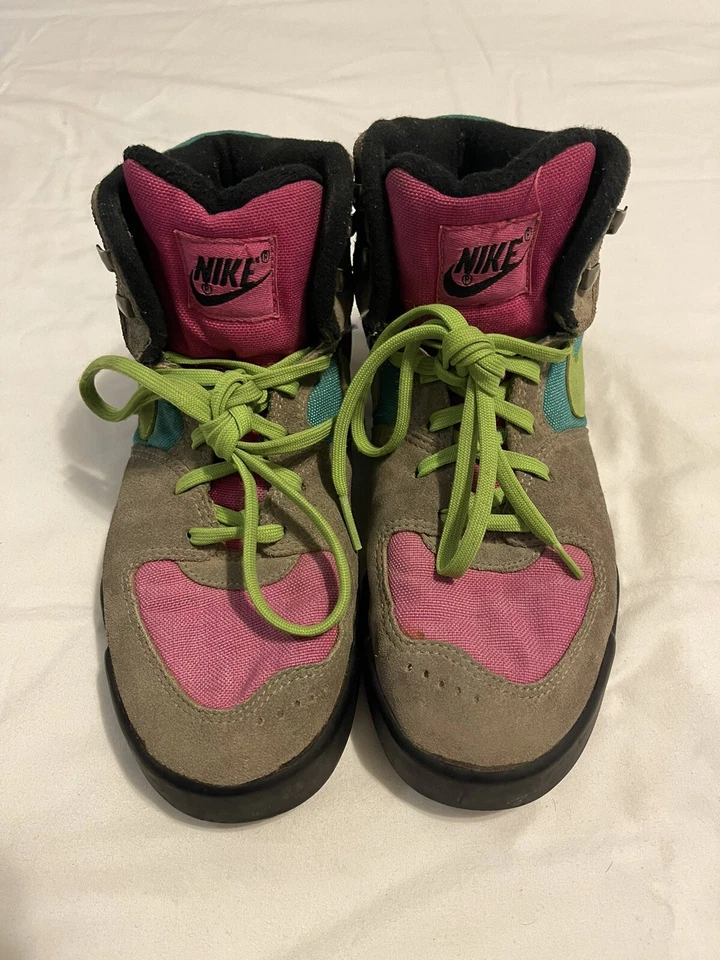 Zapatos de Senderismo Nike Años 90 De Colección Niñas Talla 7 Verde Azul Rosa 910103 TH Sin Stock Foto 3 de 4