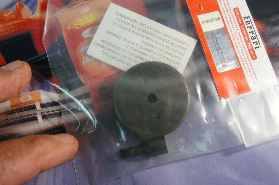 Kyosho DeAgostini Kit Ferrari F2004 / F1-04006 mit Heft OVP Ausgabe Nr.6 - Bild 4 von 4