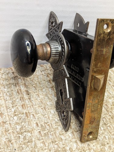 Antique Niles Chicago Mortise Lock, Door Knobs & Door Plates Complete Set - Bild 4 von 18