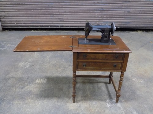 1940's Sears Kenmore Sewing Machine w/ Accs. & Knee Pedal 117-551 Works - AS IS - Picture 8 of 24