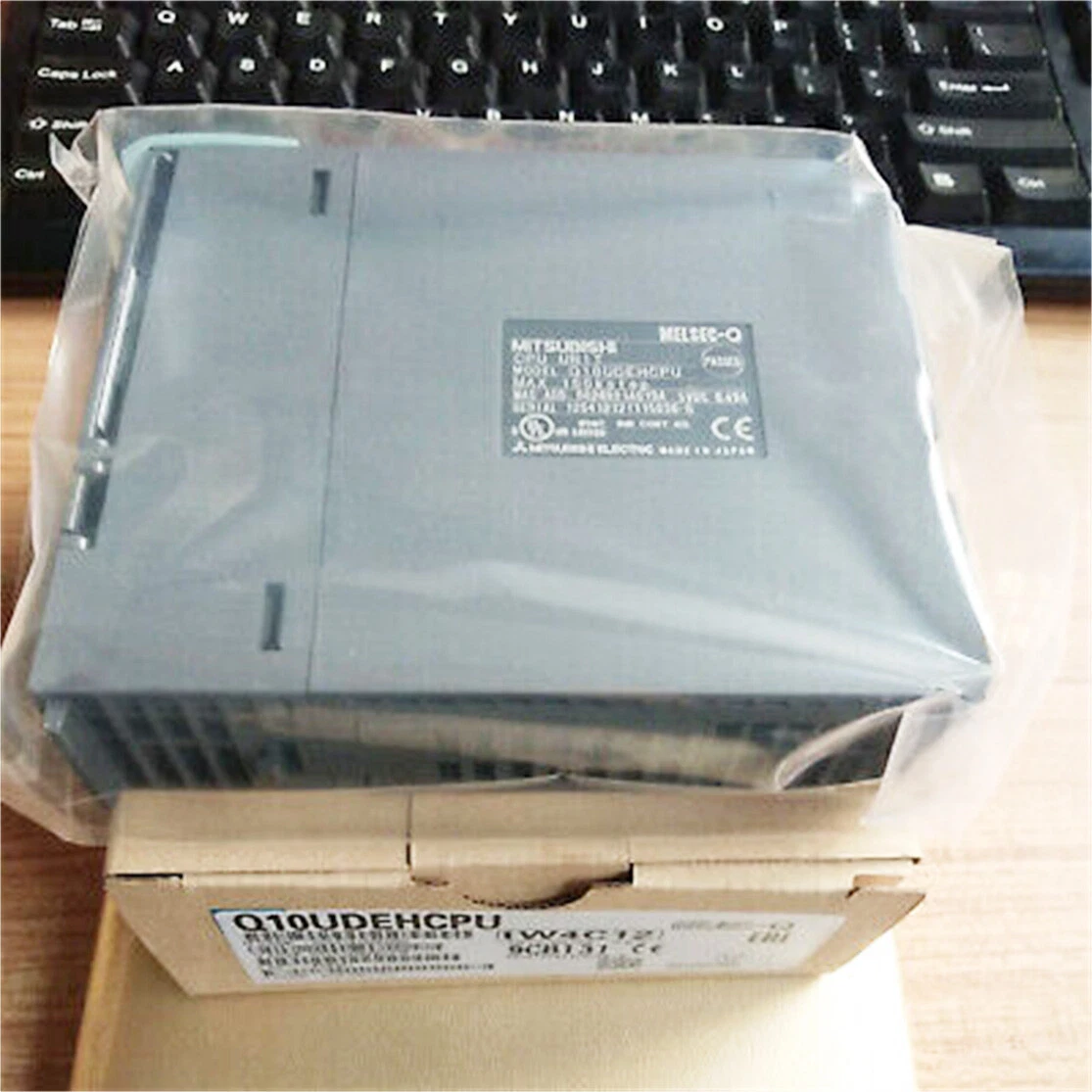 Mitsubishi NEW Q10UDEHCPU PLC IN BOX in stock free fast ship by DHL/FEDEX