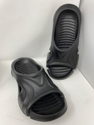 $375 Women's Balenciaga Logo Pool Slides Flat Sandals $375 Women's Balenciaga Logo Pool Slides Flat Sandals