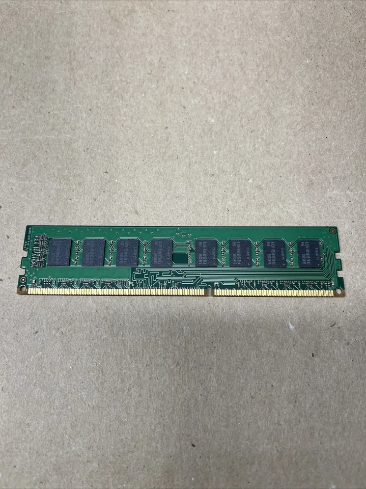M378B5273BH1-CF8 - Samsung 4GB DDR3-1066MHz PC3-8500 non-ECC Unbuffered CL7 - Image 3 of 3