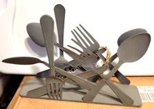 FORESIDE HOME AND GARDEN UTENSIL PICNIC BBQ NAPKIN HOLDER RUSTIC METAL NWT