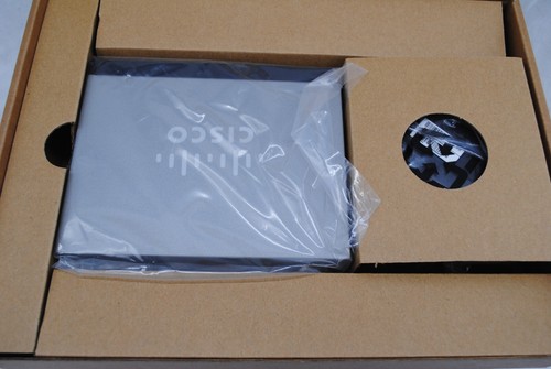 SG250-08-K9 + PSU - NEUF BOÎTE OUVERTE - LIVRAISON GRATUITE AU ROYAUME-UNI ! - Photo 2/2