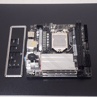 ASRock B560M-ITX LGA1200 Mini-ITX MB für 10th 11th Gen CPUs mit IO Panel gete...