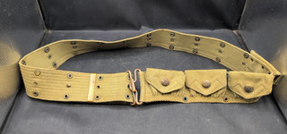 Pre WWI US Army Mills eagle snap pistol belt with 4 half moon clip holders