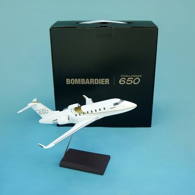 1:100 Bombardier Challenger 650 Corporate Aircraft Jet Display Model 21cm Gift