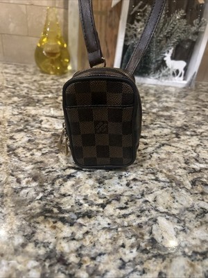 LOUIS VUITTON Damier Ebene Etui Okapi PM Pouch.