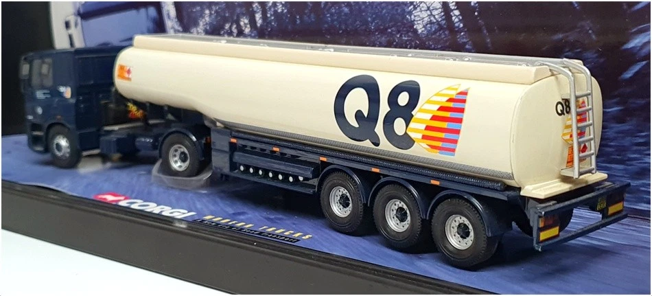 Corgi 1/50 Scale Diecast 75301 - DAF Tanker Truck Q8 - Blue/White - Image 2 of 4