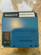 Honeywell RM7840 L 1075 Burner Control