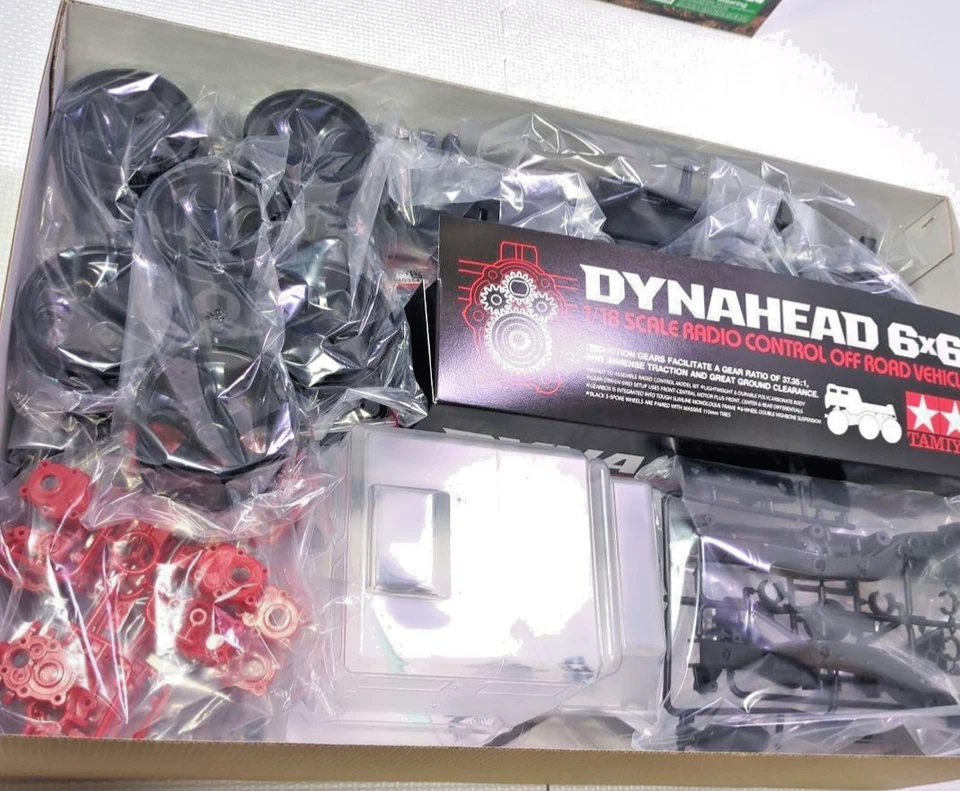 New Tamiya 1/18 Dynahead 6×6 Electric RC Car from Japan M - Image 4 of 4